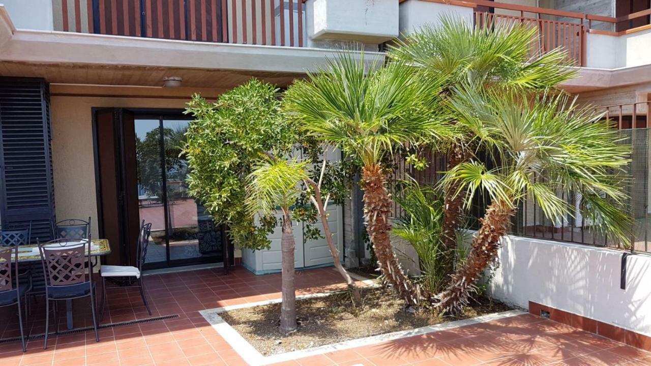 Elisa'S House Apartment ตาออร์มินา ภายนอก รูปภาพ
