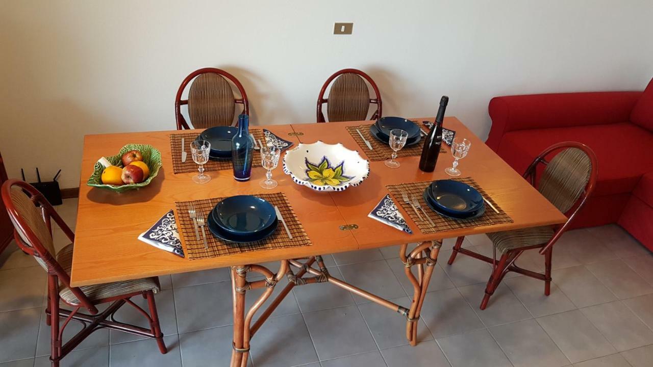 Elisa'S House Apartment ตาออร์มินา ภายนอก รูปภาพ